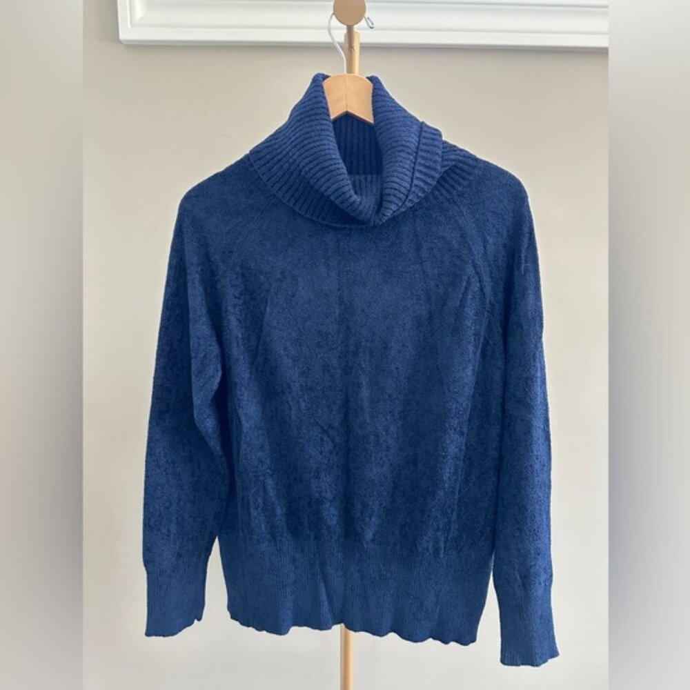 Aritzia The Group by Babaton Navy Velour Cowl Neck Sweater Size Small